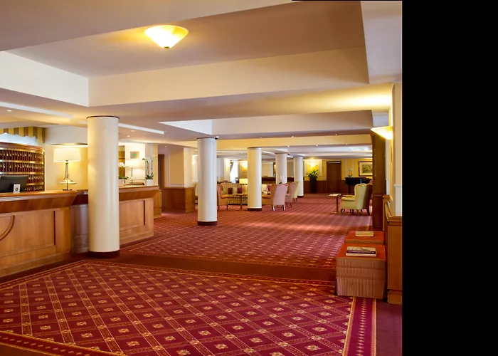 Starhotels Business Palace
